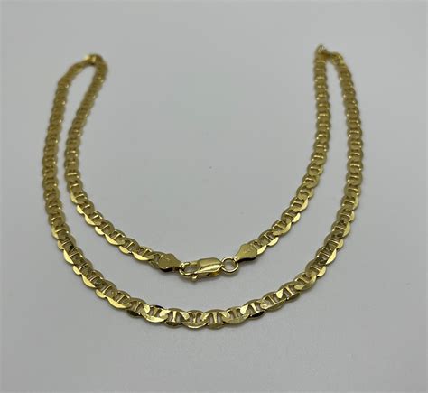 chain heavy gucci